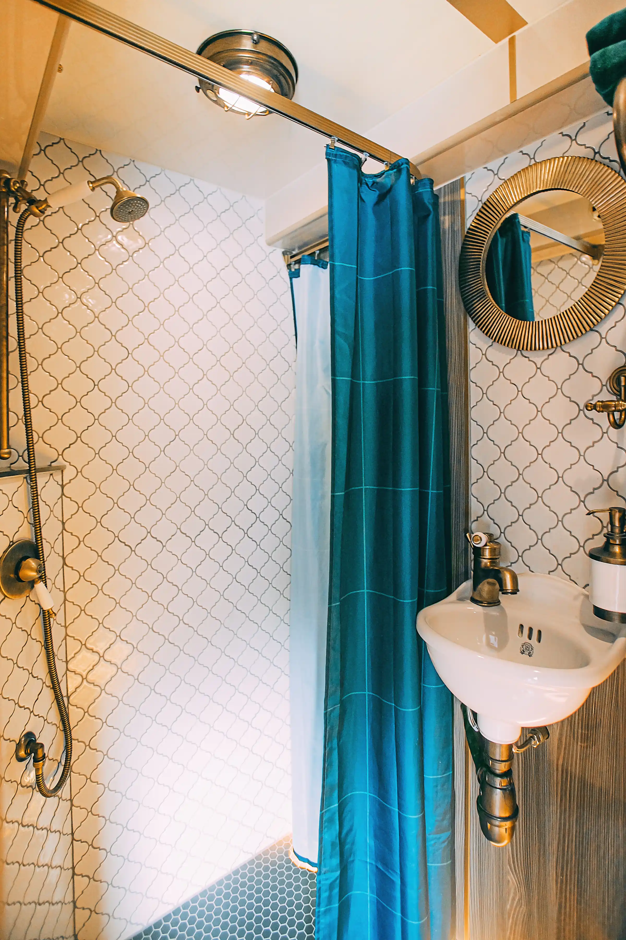 Теплоход "Политрук Бочаров" image- 12